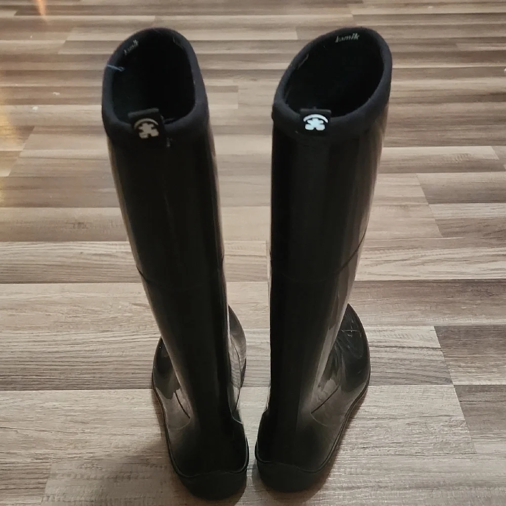 Kamik durable waterproof